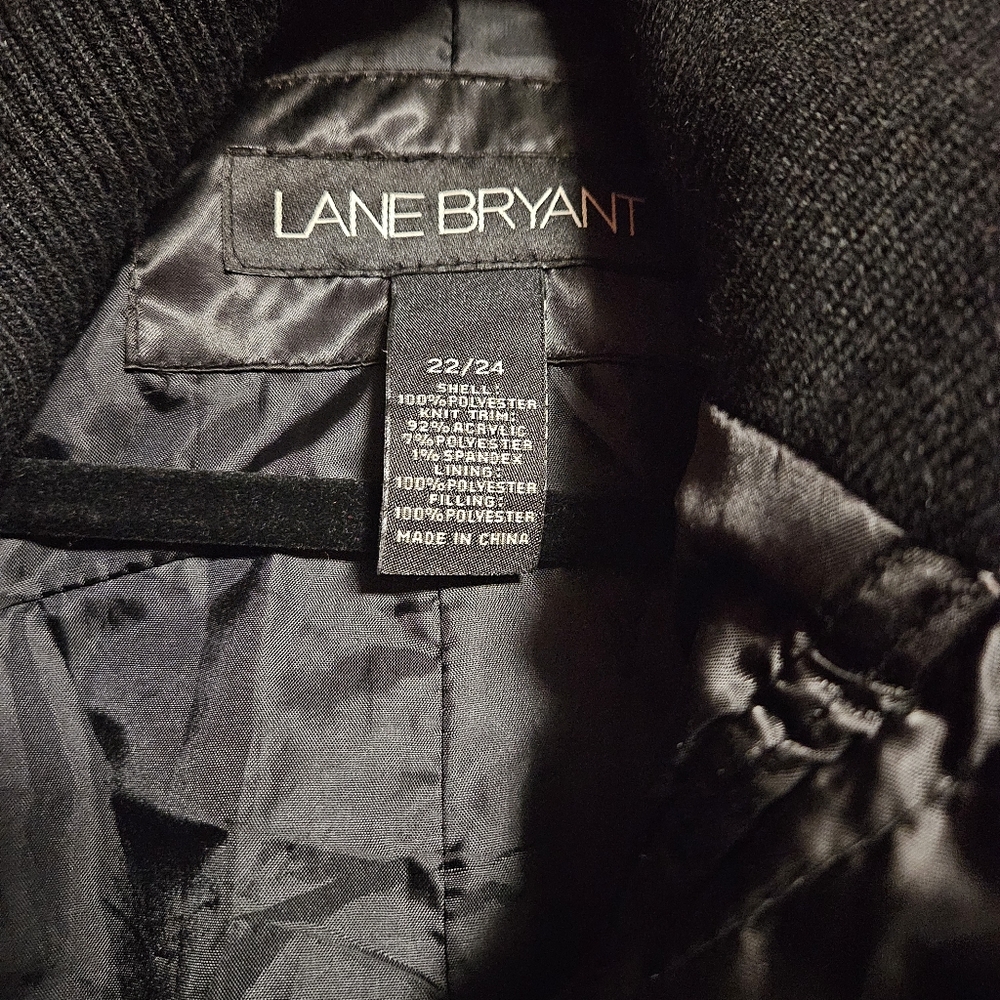 Outer Plus Size Vest - Picture 3 of 9